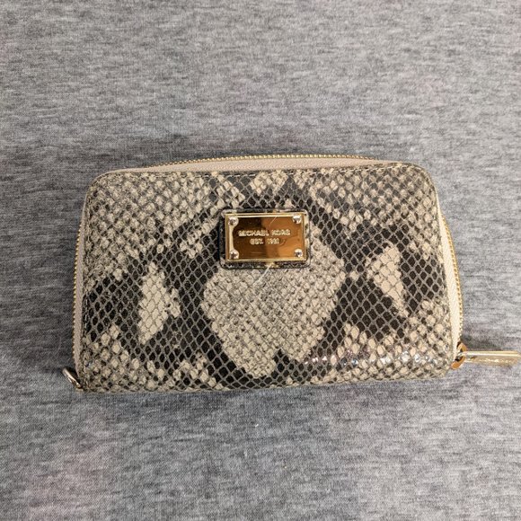 Michael Kors 'Reptile' Wallet  (nearly new) - Picture 1 of 4
